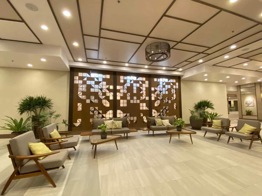 Infina Towers Project 4 Aurora Boulevard Quezon City Манила Экстерьер фото