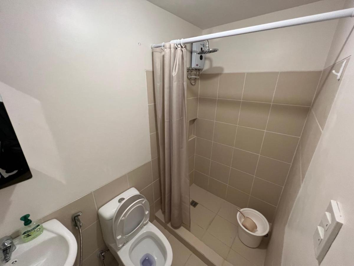 Infina Towers Project 4 Aurora Boulevard Quezon City Манила Экстерьер фото